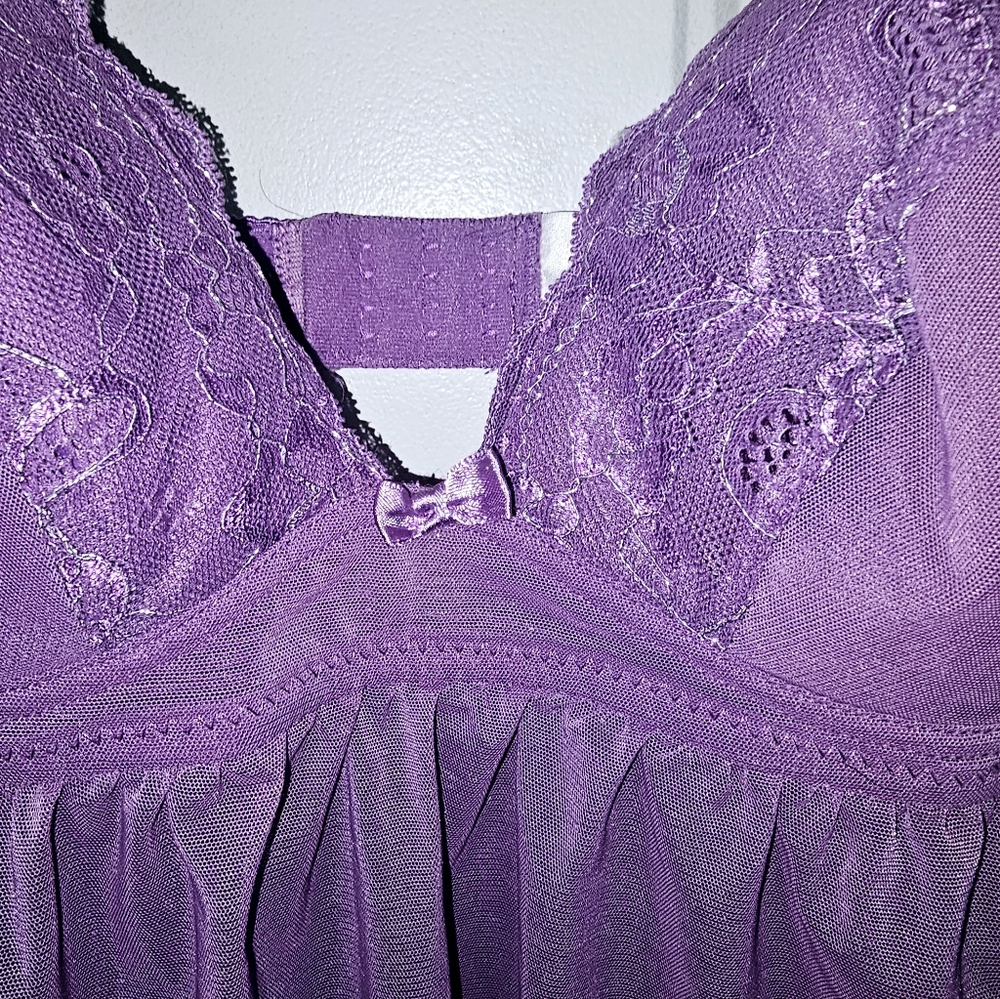 **SOLD**ℂ𝕦𝕥𝕖 ℕ𝕚𝕘𝕙𝕥𝕪 - Picture 8 of 10